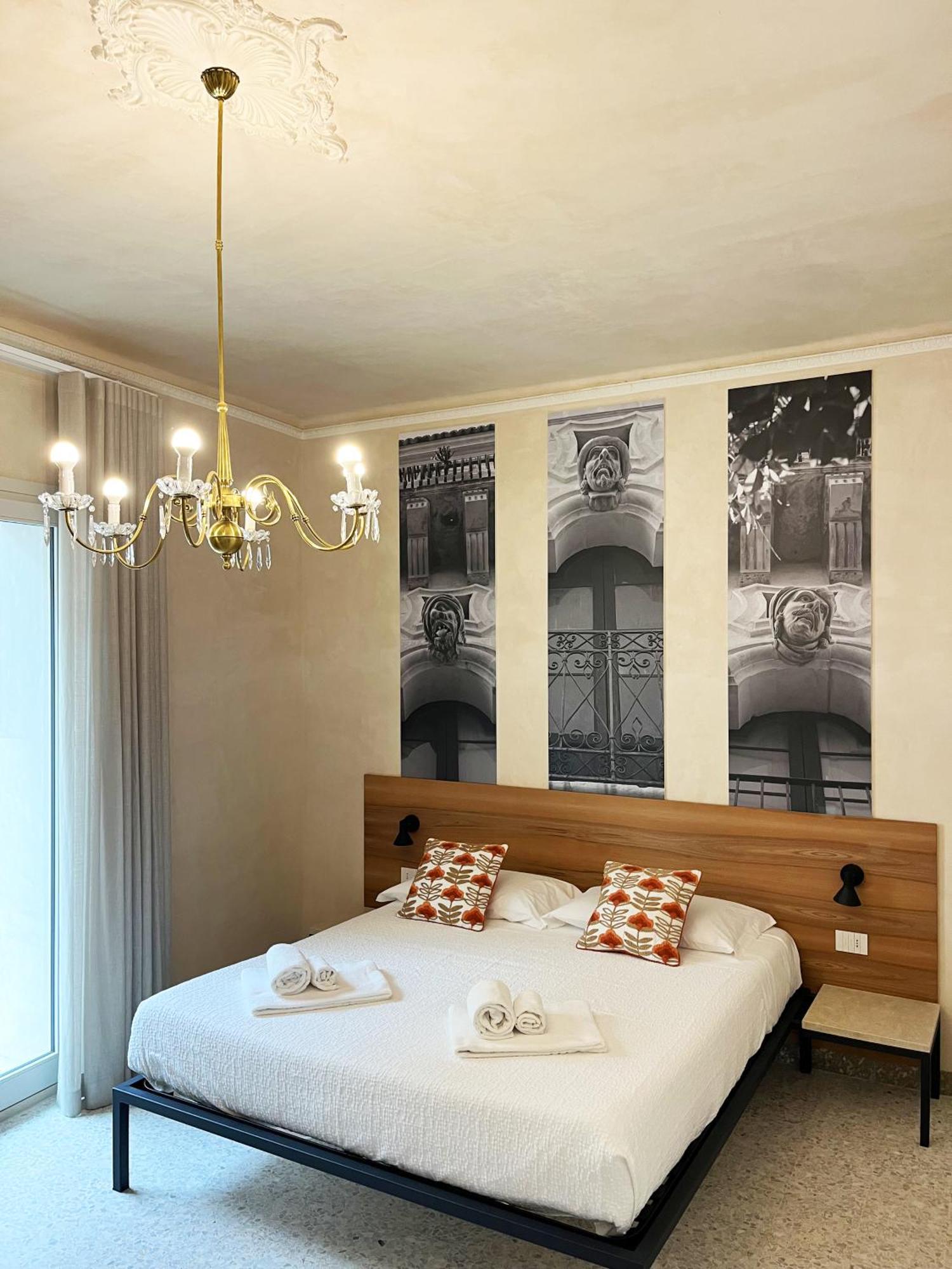 La Casa Di Irene - Suites Con Vista راغوزا المظهر الخارجي الصورة
