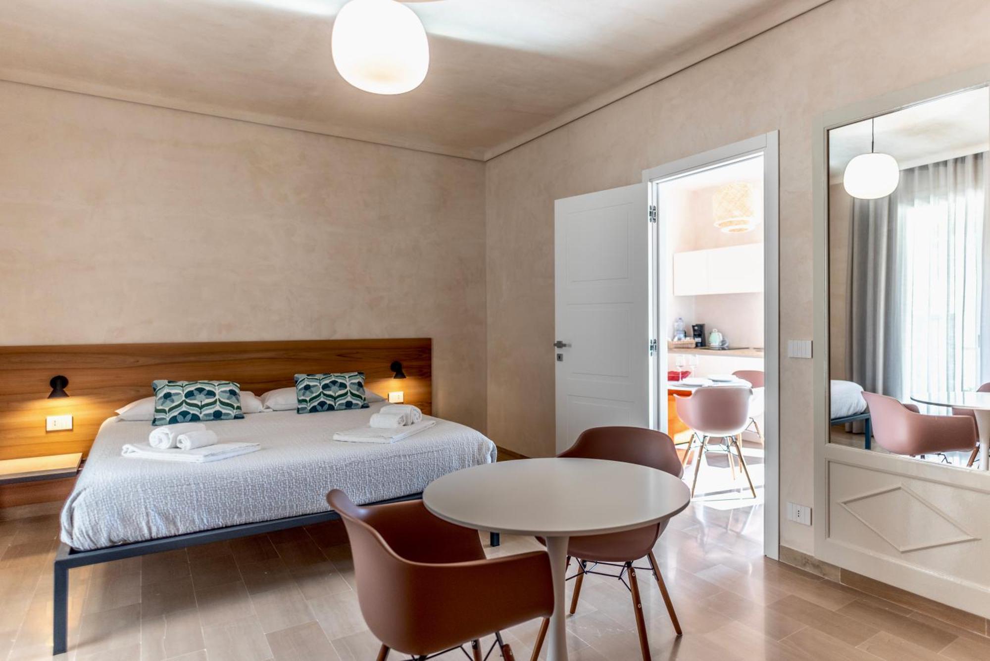La Casa Di Irene - Suites Con Vista راغوزا المظهر الخارجي الصورة
