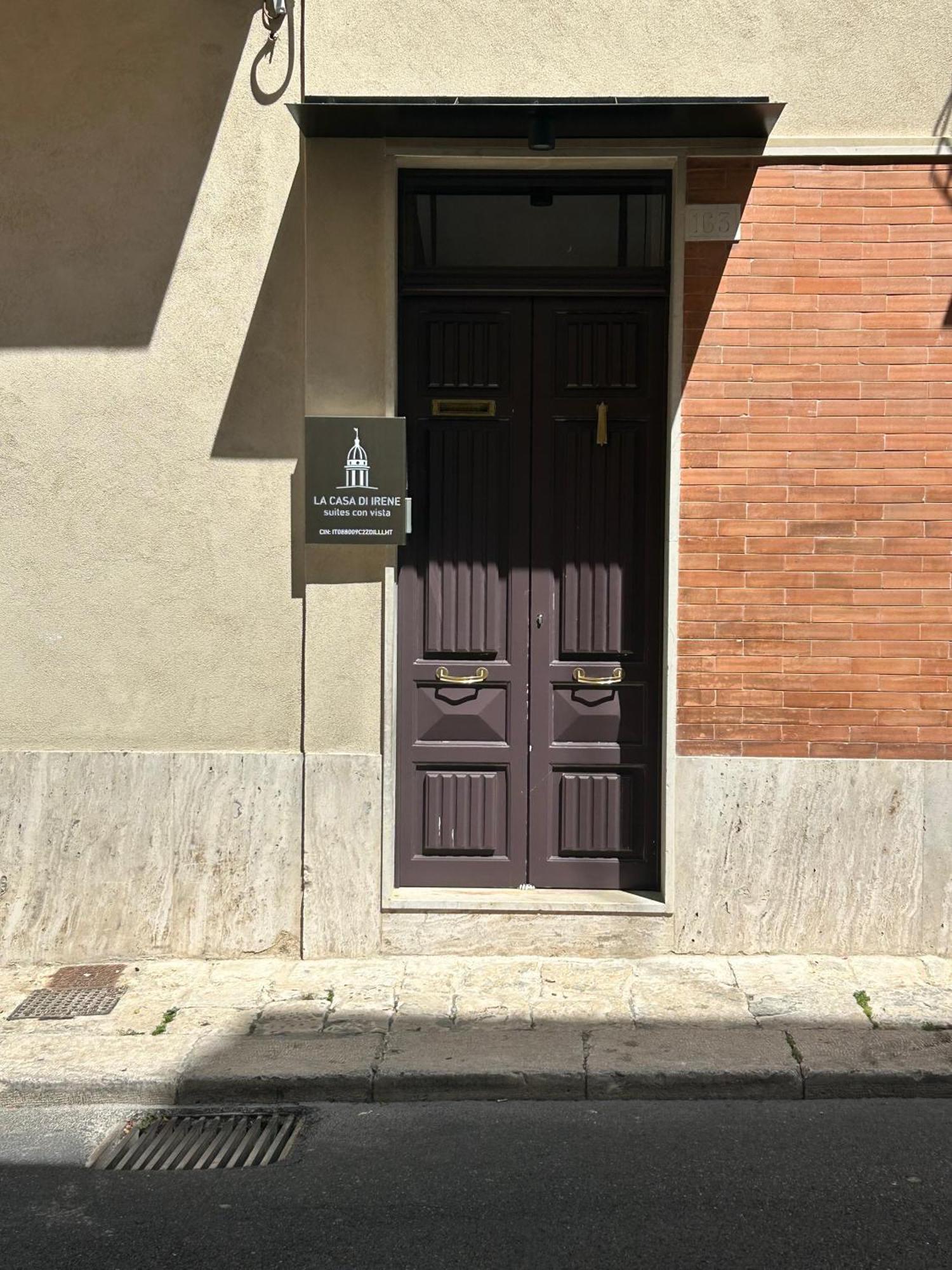La Casa Di Irene - Suites Con Vista راغوزا المظهر الخارجي الصورة